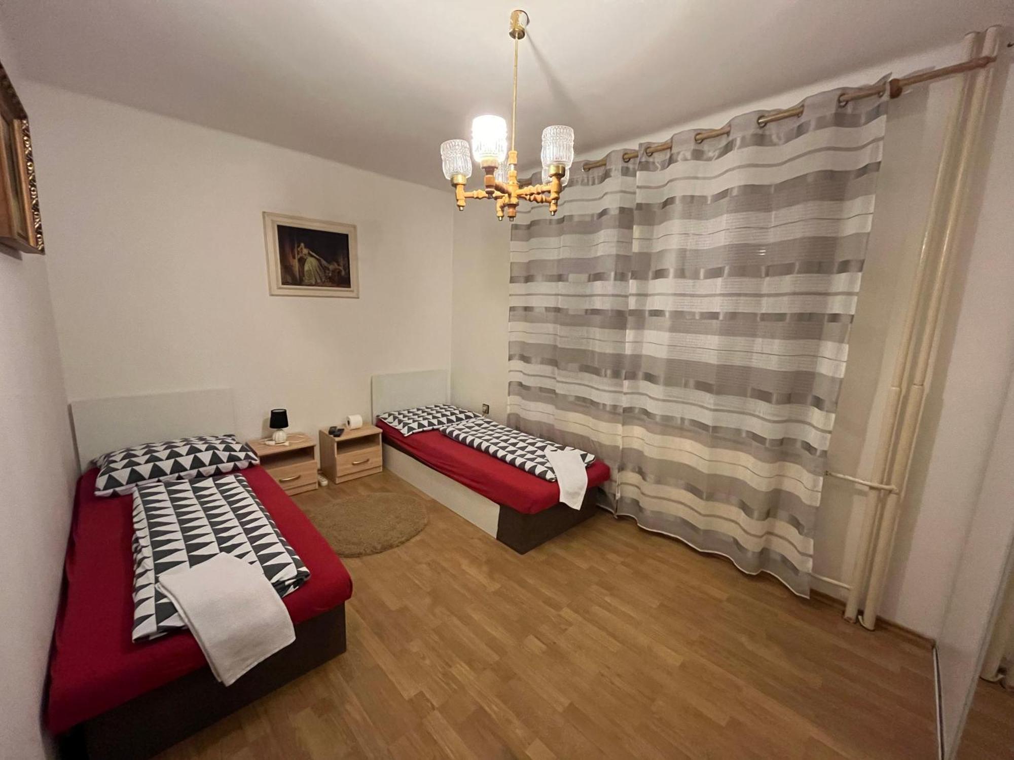 Aparthotel Elisa à Komárno Extérieur photo